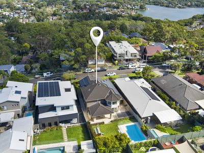 14 Rocklea Crescent, Sylvania