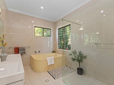 20 The Point, Castle Hill