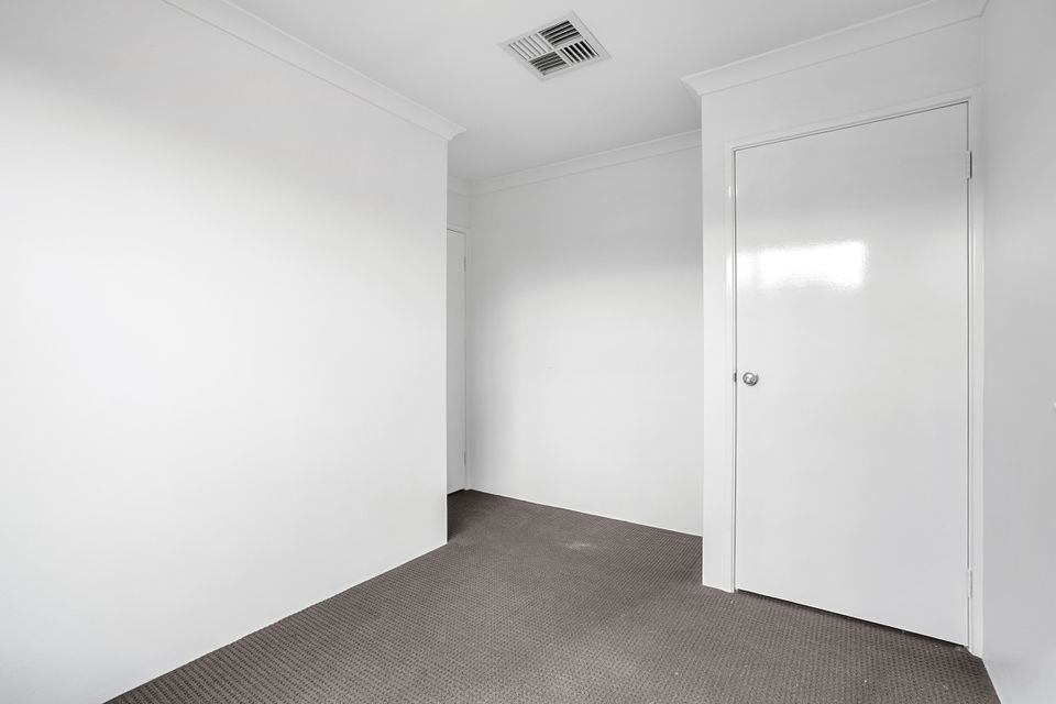 53 Colreavy Ramble, Baldivis