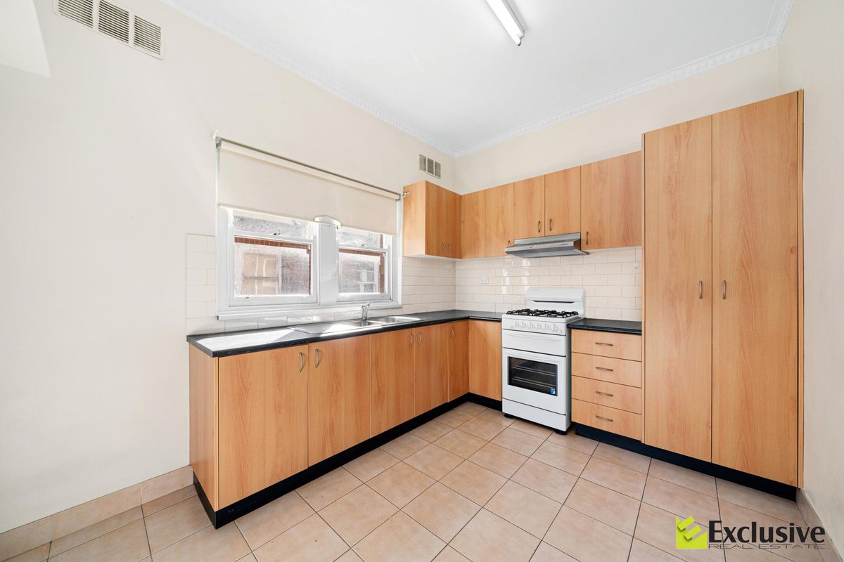 1 / 16A Liverpool Road, Summer Hill
