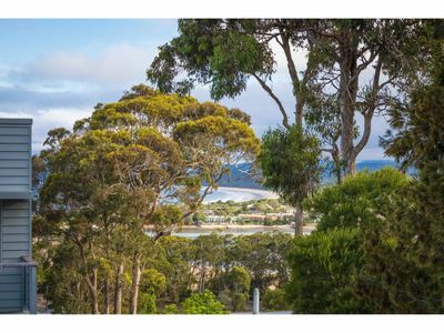 24B Lakeview Avenue, Merimbula