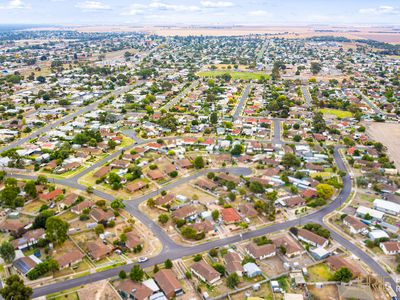 26 Forsyth Avenue, Horsham