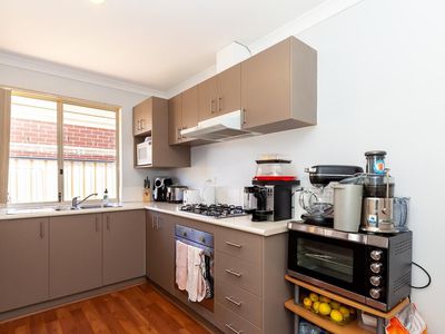 15 / 50 Sixth Road, Armadale