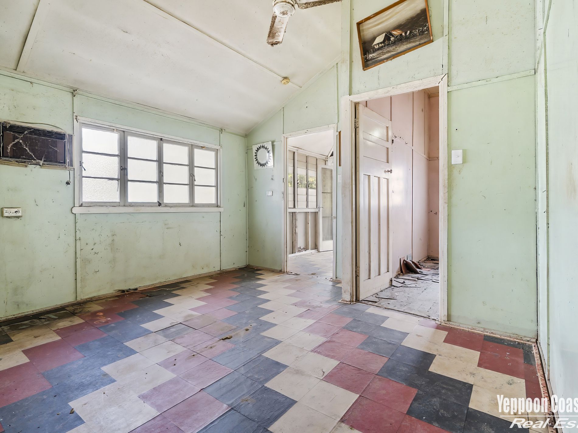 296 Ford Street, Berserker