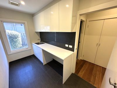 5 Girdwood Avenue, Carnegie