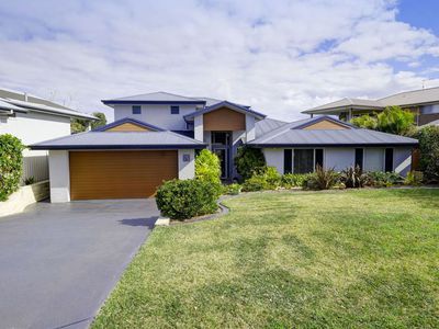 13 Carinda Place, Forster