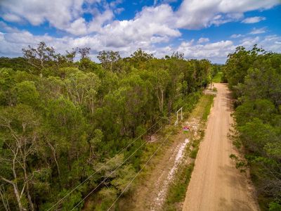 260 Illoura Place, Cooroibah
