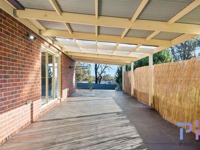 22 Poorinda Crescent, Kangaroo Flat