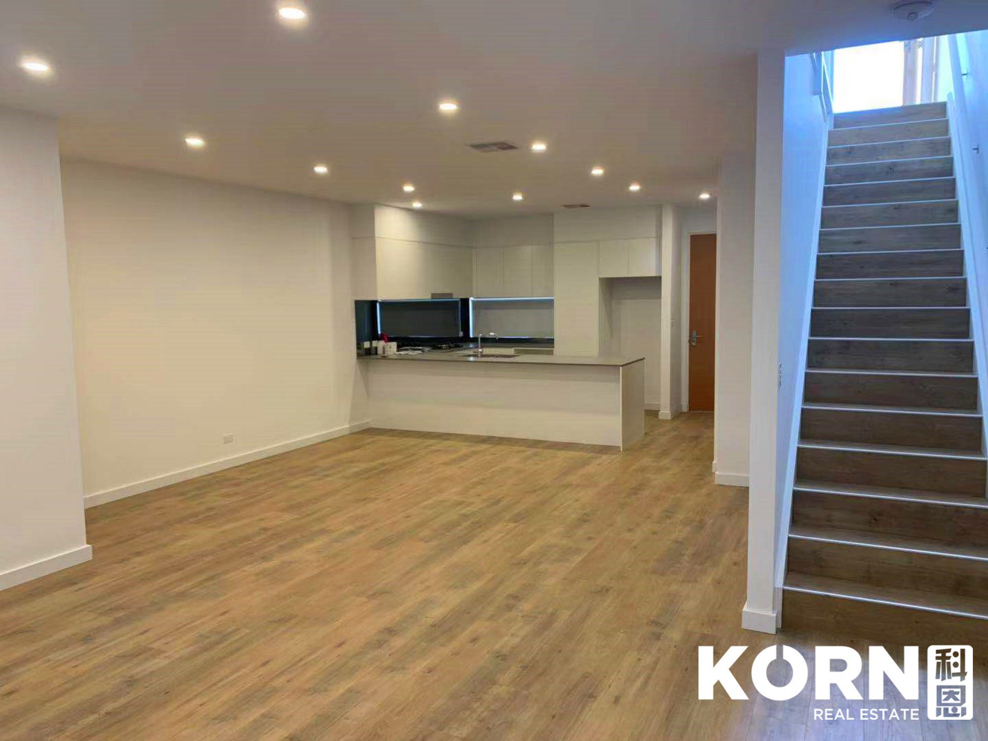 29 Abercrombie Avenue, Woodforde