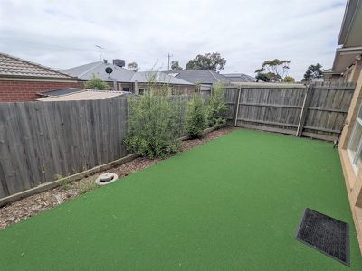 8 / 64-68 Station Road, Marshall