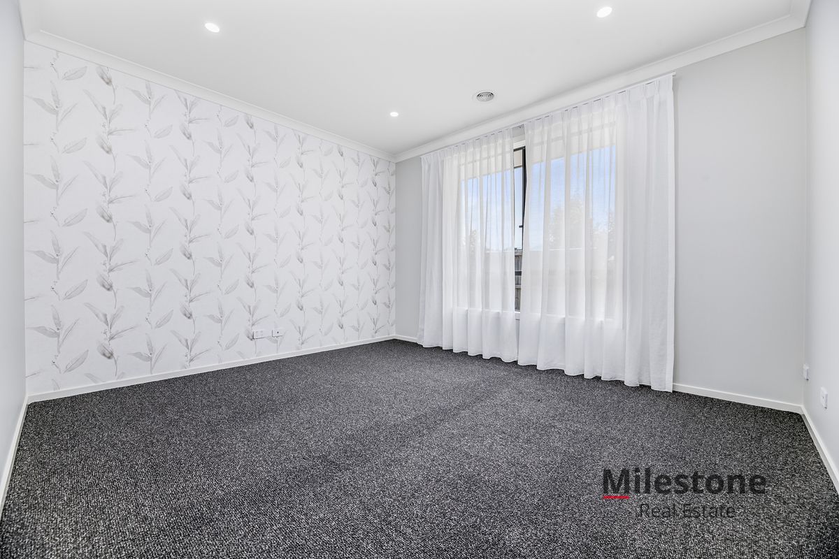 17 King Parrot Blvd, Drouin