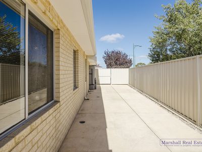 1 Cozens Road, Tapping