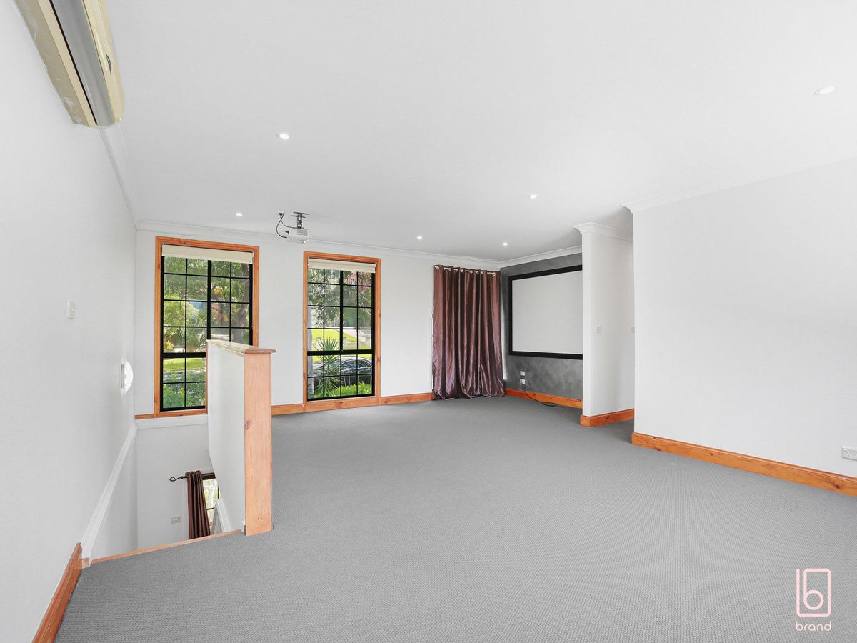 17 Donald Avenue, Kanwal