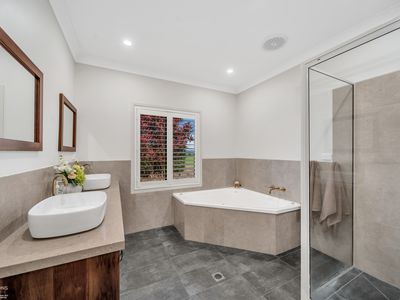 671A Palmerston Highway, Pin Gin Hill