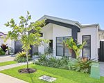 13 / 25 Banya Avenue, Nirimba