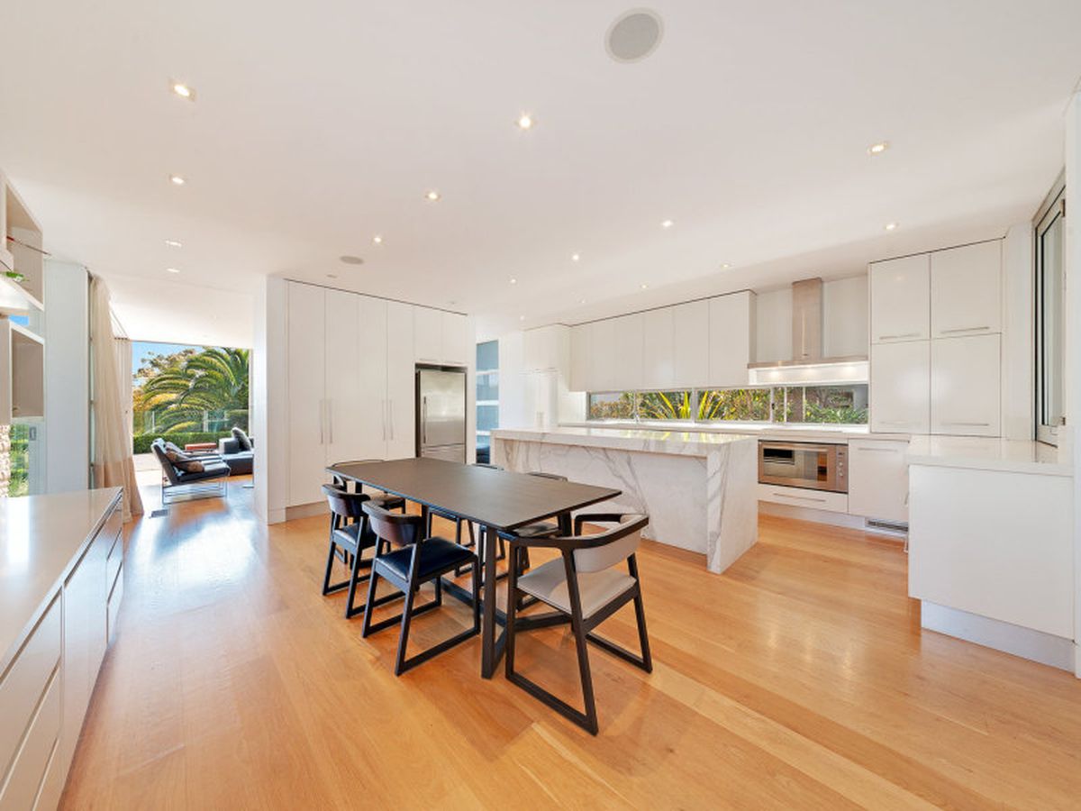 106-108 Seaforth Crescent, Seaforth