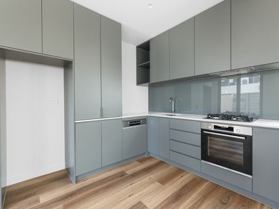 4 / 12 Irvine Crescent, Brunswick West