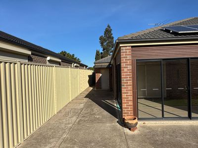 8 Camphora Street, Tarneit