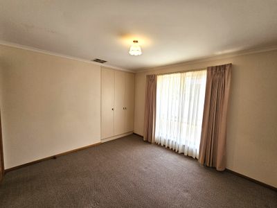 1 / 27 NORTH TERRACE, Millicent