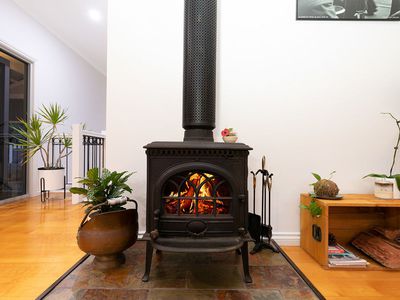 96 Raff Avenue, Holland Park