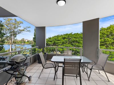 302 / 21 Patrick Lane, Toowong