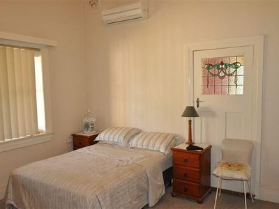 2 Queen Street, Forbes