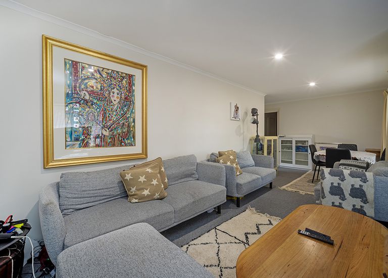 21 Juliani Place, Portland