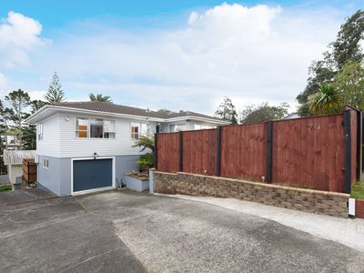27 Redwood Drive, Massey
