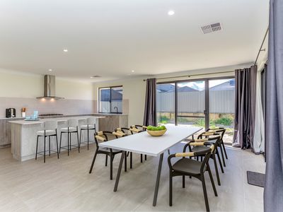 55 Carinata Crescent, Byford