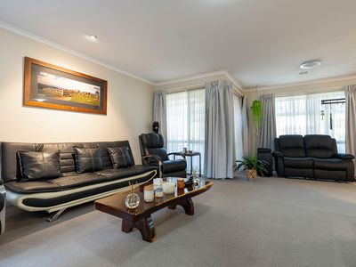 11 Hilaire Place, Whittlesea