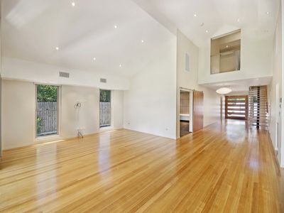 25 First Avenue, Railway Estate