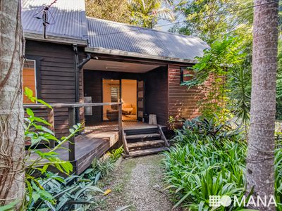 11 Waranga Crescent, Burringbar