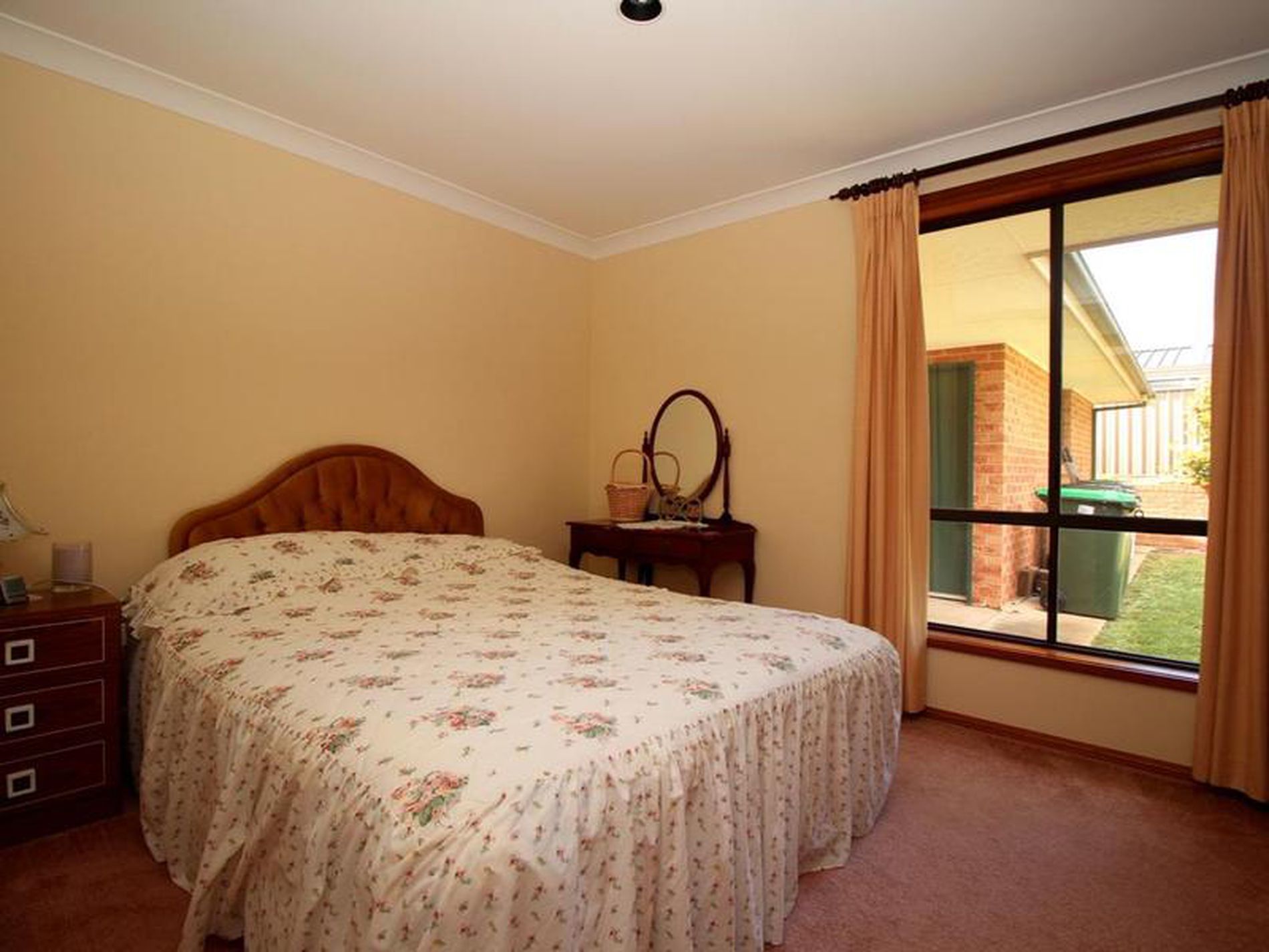 73 Lorimer Street, Llanarth