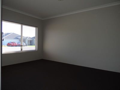 17 Sedano Glade, Landsdale