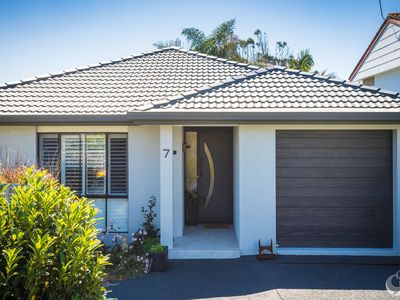 7 Lakeside Drive, Kianga