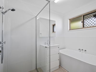 47 Camboor St, Camp Hill