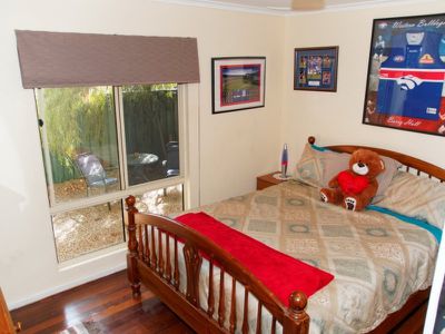 140 Collins Street, Piccadilly