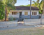 52 Peake Way, Medina