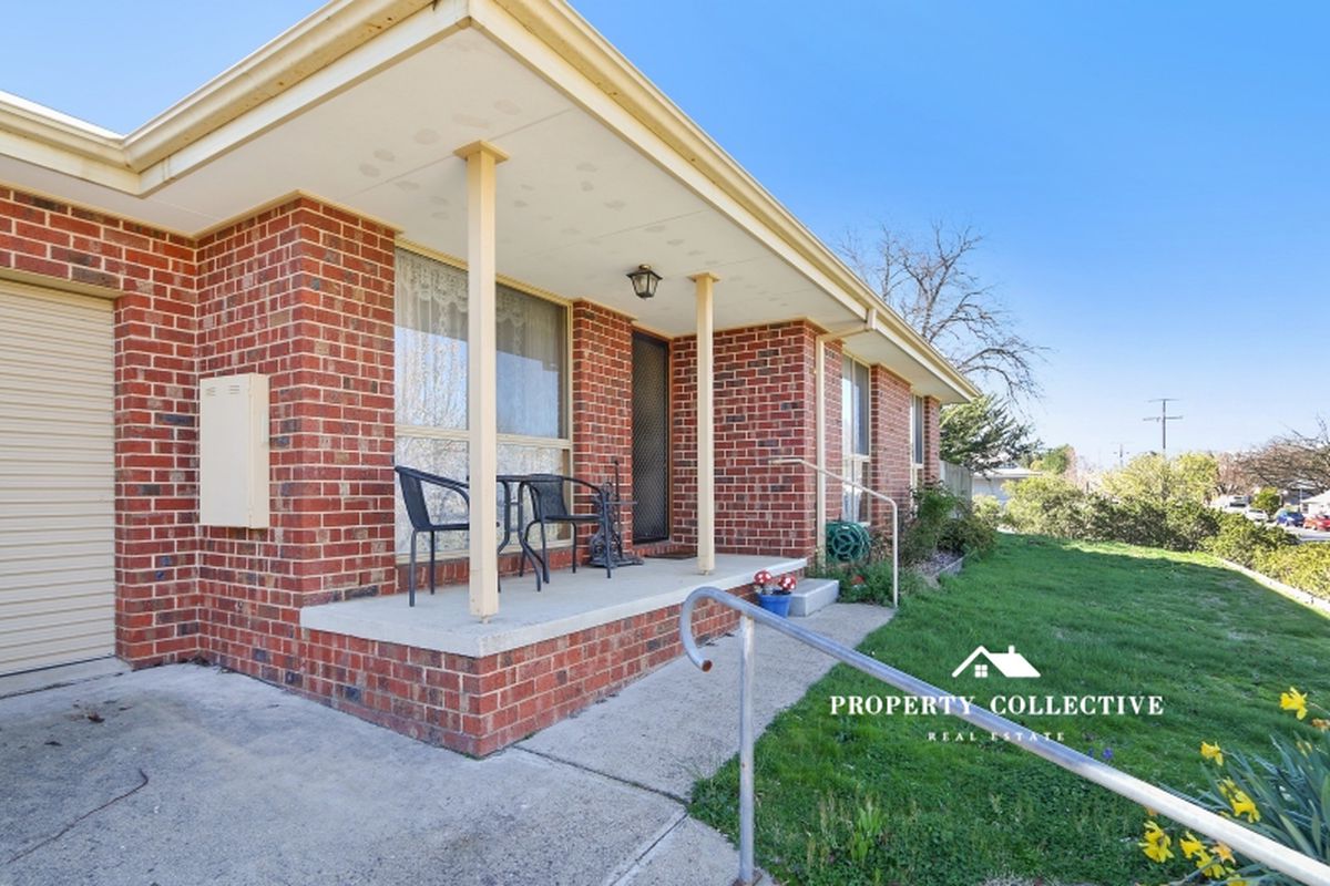 2 / 35 High Street, Beechworth
