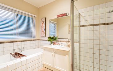 5 St Georges Road, Beaconsfield Upper