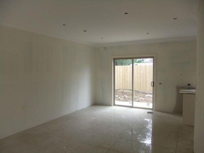 Unit 3 / 32 Ambrie Crescent, Noble Park
