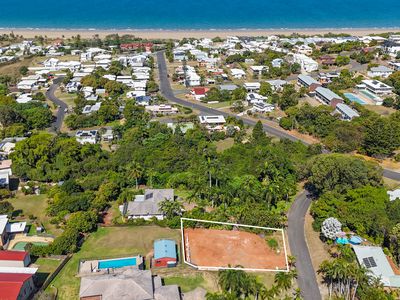 6 Palm Court, Meikleville Hill