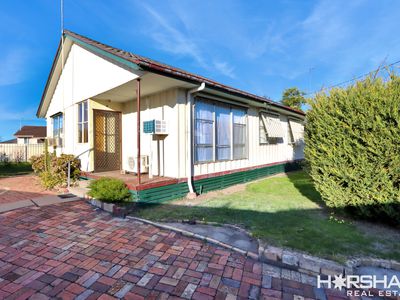 7 Knight Place, Horsham