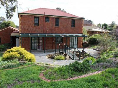 4 Biggs Court, Flora Hill