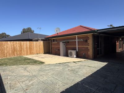 14 Latham Street, Werribee