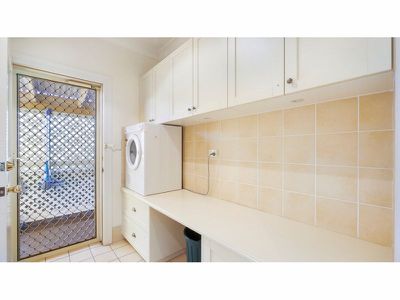 10 Loane Place, Dubbo