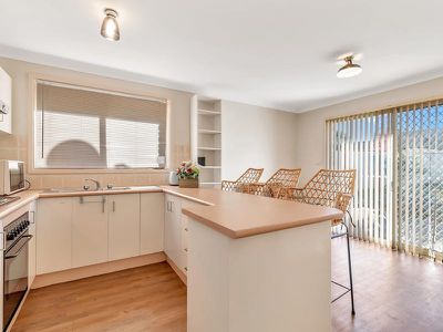 4B Magnolia Drive, Picton