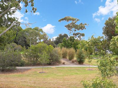 15b Curtin Court, Altona