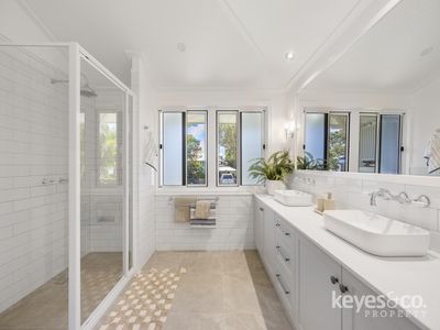 38 Hughes Street, Hermit Park