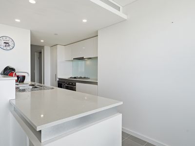 1401 / 30 The Circus, Burswood